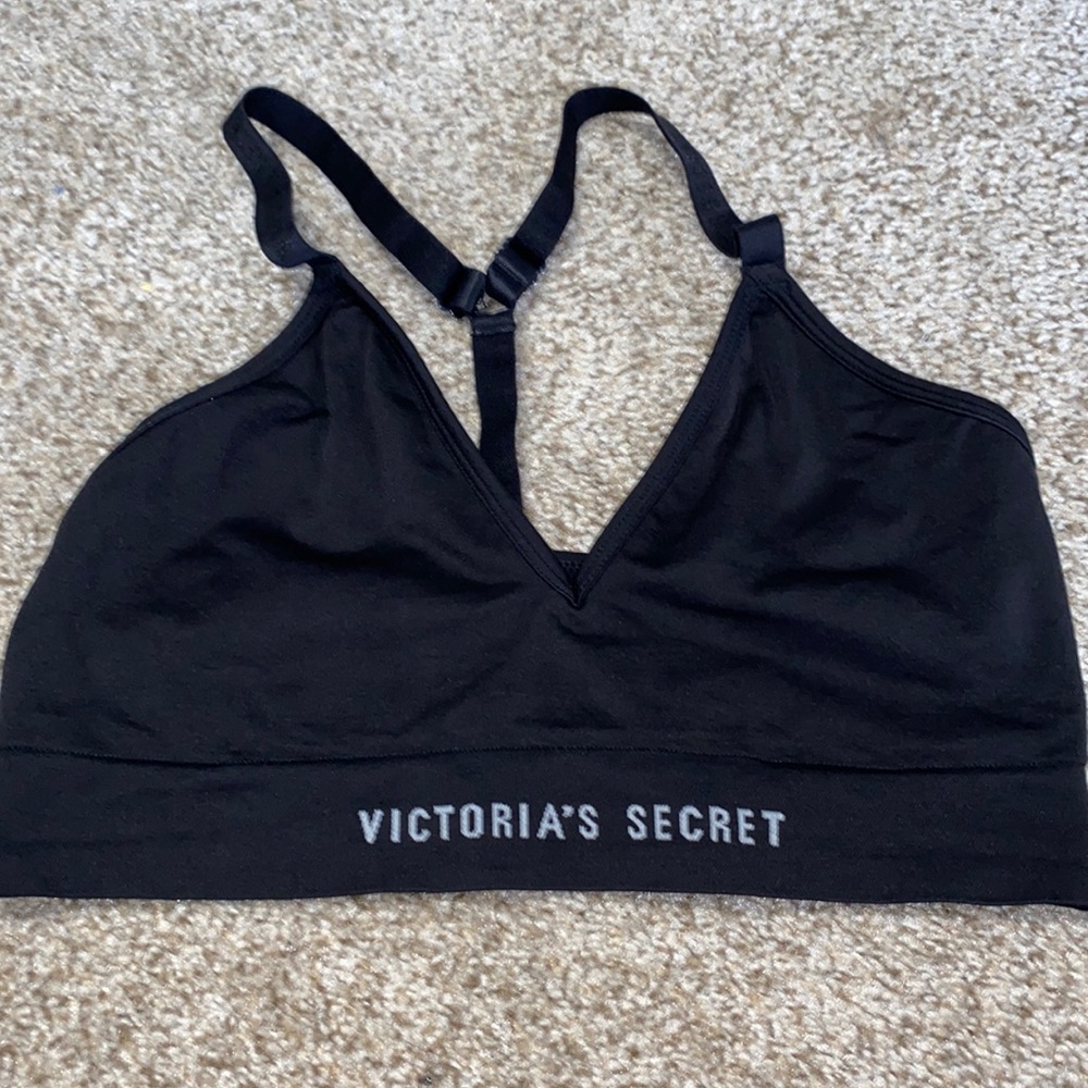 Victoria’s secret sports bra